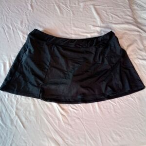 Maxine of Hollywood Women's Black Swim Skirt Skort Bottom 18W Built-In Brief